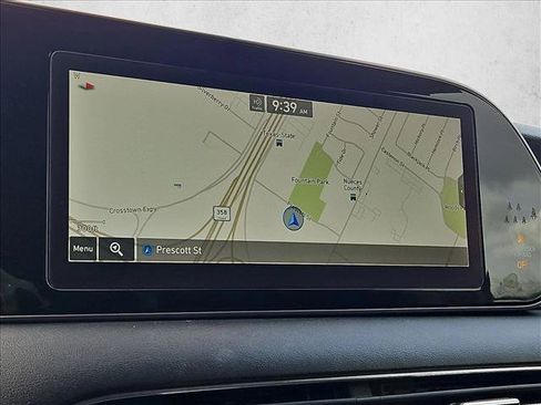 Used 2021 Hyundai Palisade Limited FWD image 13