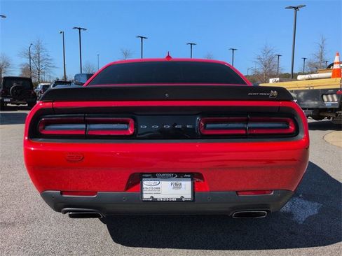 Used 2021 Dodge Challenger R/T Scat Pack image 5