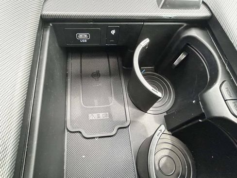 Used 2024 Hyundai Palisade SEL w/ Premium Package FWD image 21