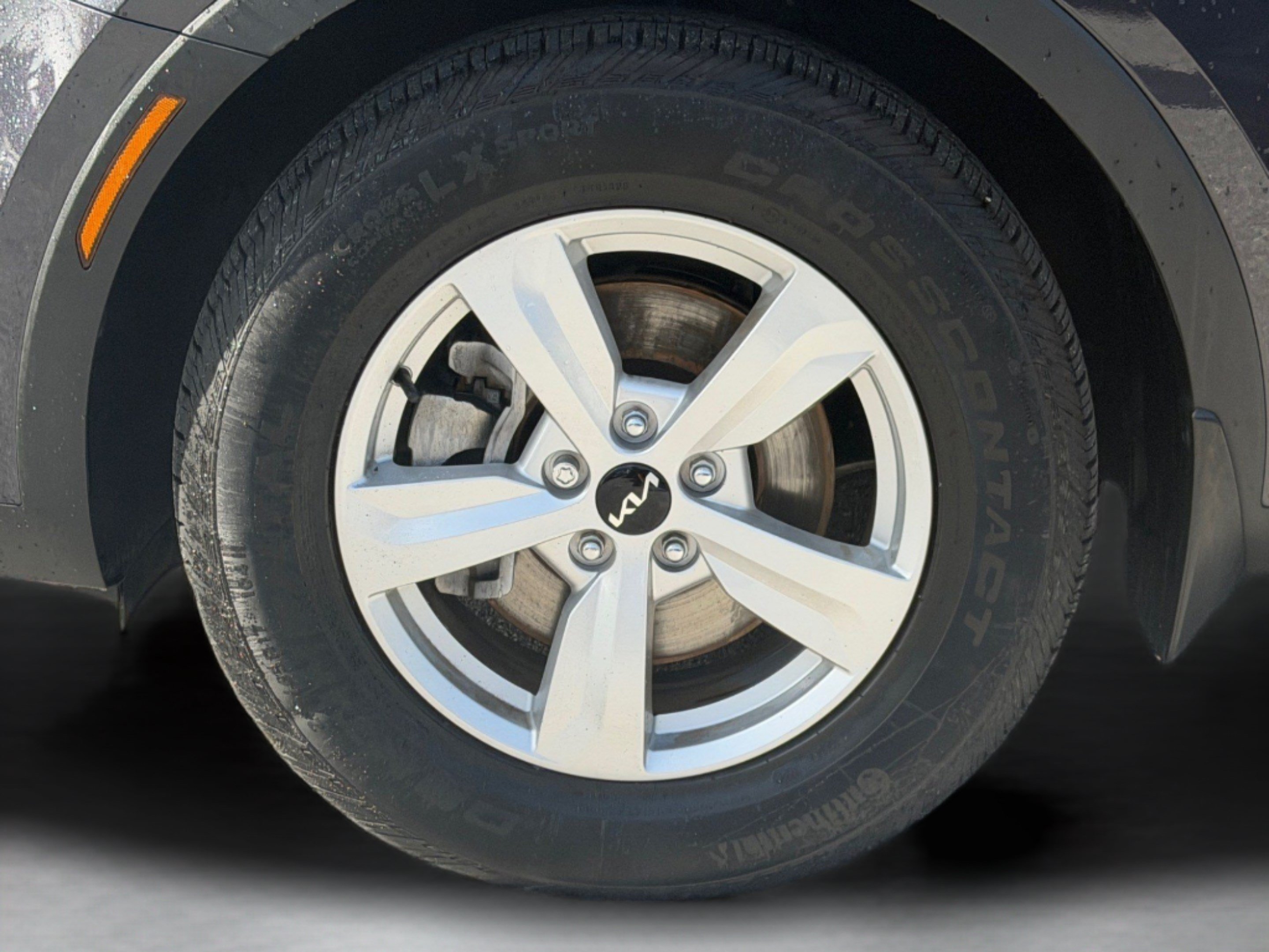 Certified 2026 Kia Sorento LX FWD image 47