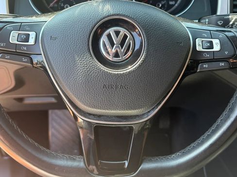 Used 2018 Volkswagen Atlas SE FWD image 18