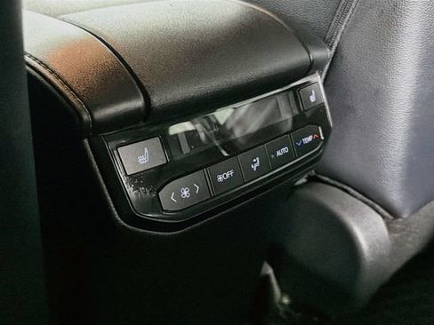 Used 2024 Toyota Highlander Platinum AWD/4WD image 26