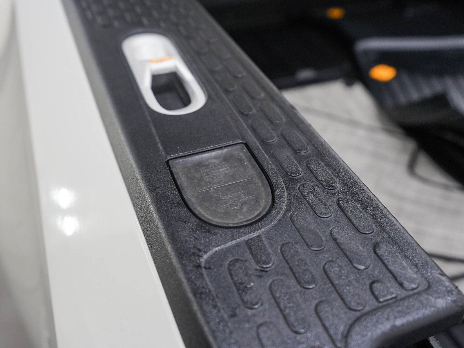 Used 2025 Rivian R1T Adventure Tri AWD/4WD image 12