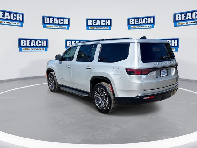 Used 2024 Jeep Wagoneer Series II w/ Flexible Seating Group RWD image 6