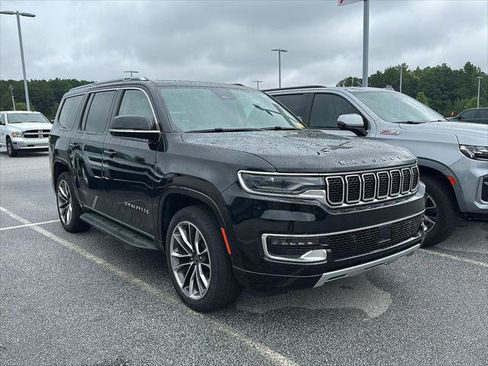 Certified 2023 Jeep Wagoneer Series II w/ Premium Group I RWD image 1