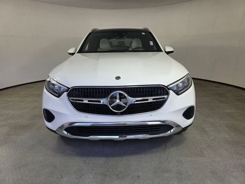 New 2027 Mercedes-Benz GLC 300 image 2