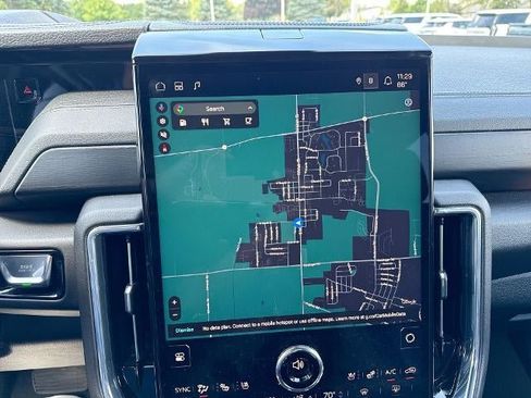 Certified 2025 GMC Yukon Denali AWD/4WD image 14