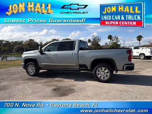 Used 2024 Chevrolet Silverado 3500 High Country w/ High Country Premium Package image 6