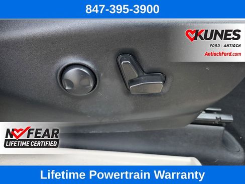 Used 2023 Chrysler Pacifica Limited image 39