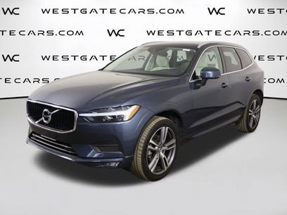 Used 2021 Volvo XC60 T5 Momentum w/ Premium Package
