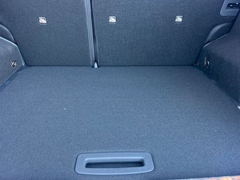 New 2026 Nissan Kicks SR w/ Illumination Package image 18