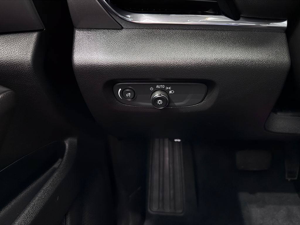Certified 2023 Chevrolet Traverse LT AWD/4WD image 25