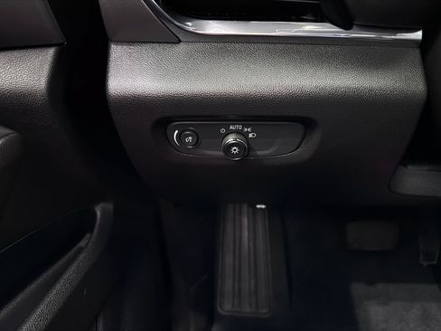 Certified 2023 Chevrolet Traverse LT AWD/4WD image 25
