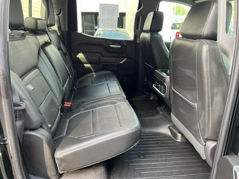 Used 2022 GMC Sierra 1500 Denali w/ Denali Premium Package AWD/4WD image 9