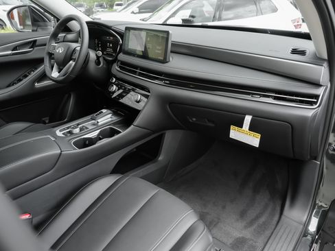 Certified 2026 INFINITI QX60 Luxe w/ Cargo Package FWD image 36