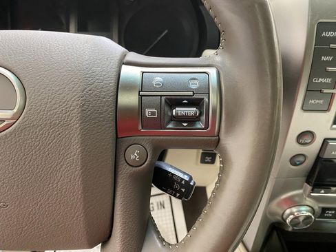 Used 2017 Lexus GX 460 460 image 26