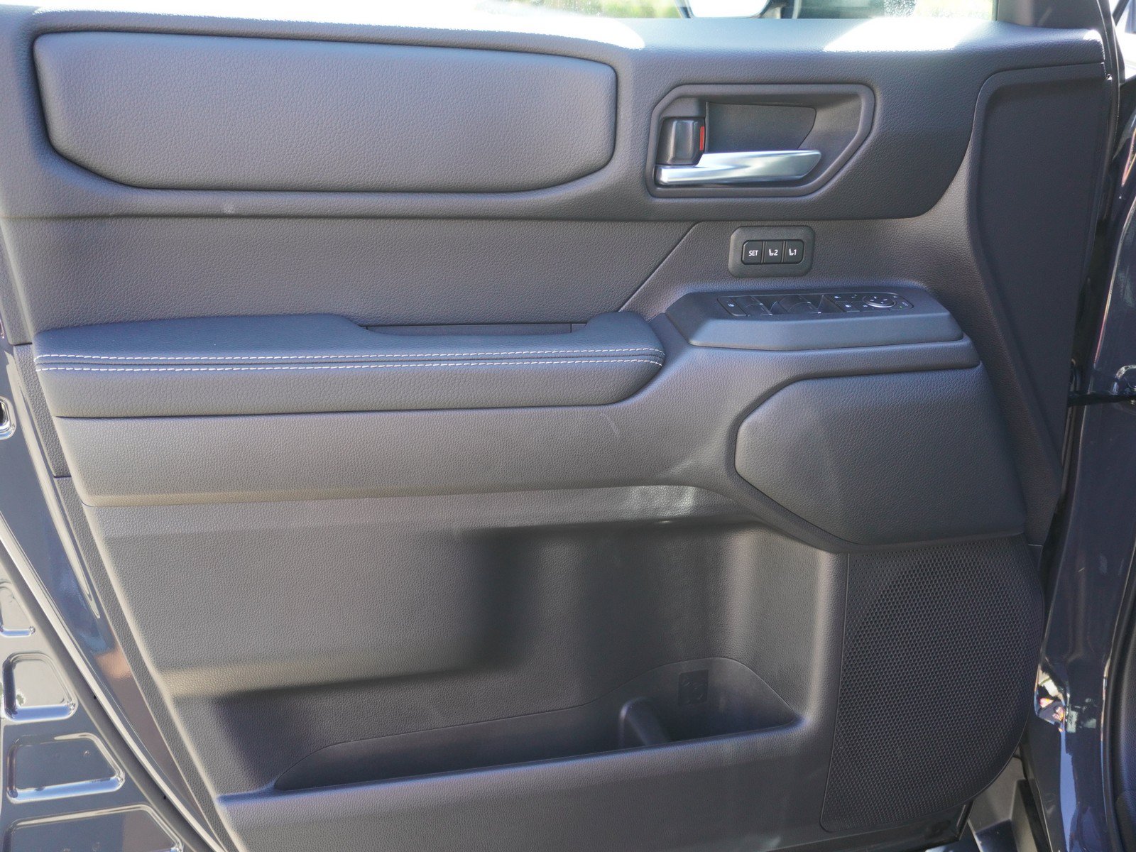Used 2025 Toyota Land Cruiser w/ Premium Package AWD/4WD image 20