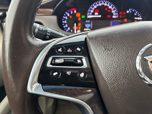 Used 2015 Cadillac XTS Luxury w/ Driver Awareness Package image 24