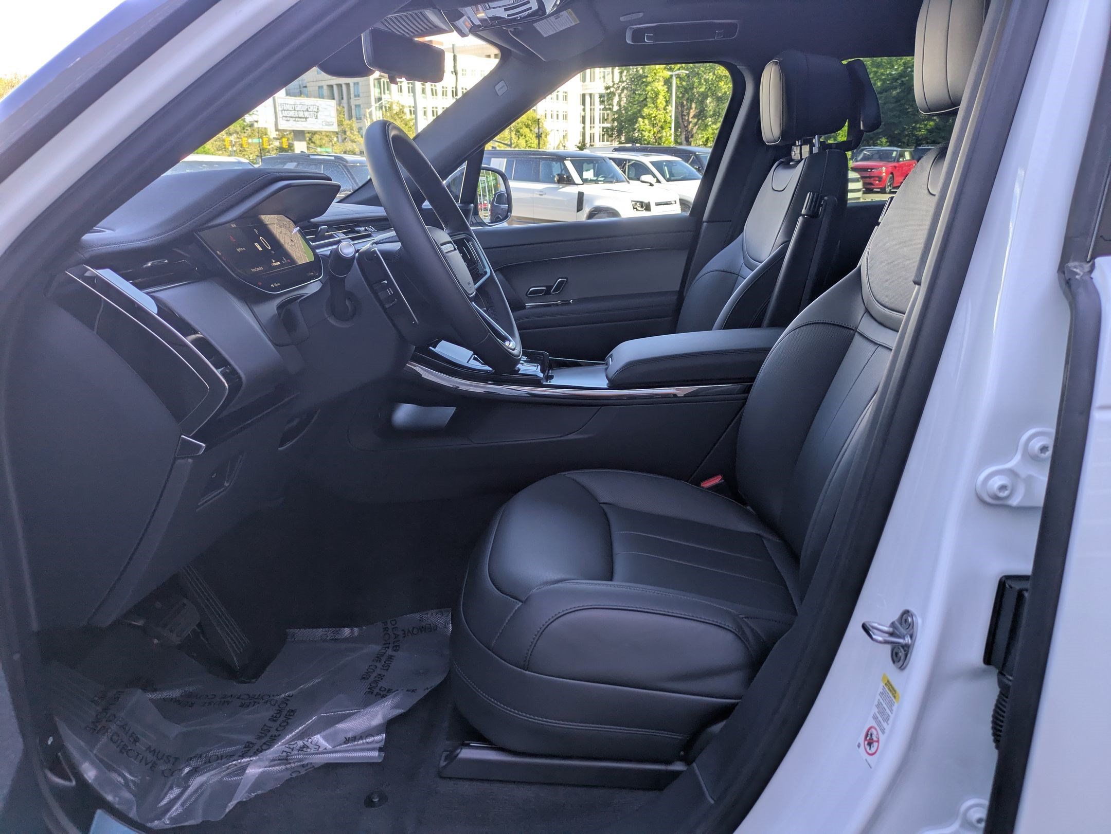 New 2026 Land Rover Range Rover Sport SE AWD/4WD image 25