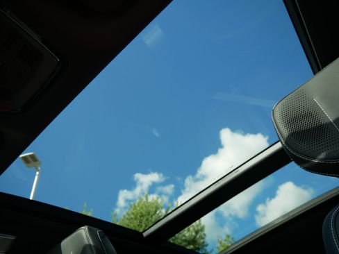 New 2026 Cadillac Lyriq Premium Luxury image 24