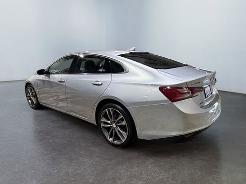 Used 2022 Chevrolet Malibu LT image 3