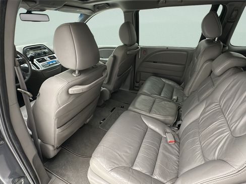 Used 2010 Honda Odyssey EX-L image 10