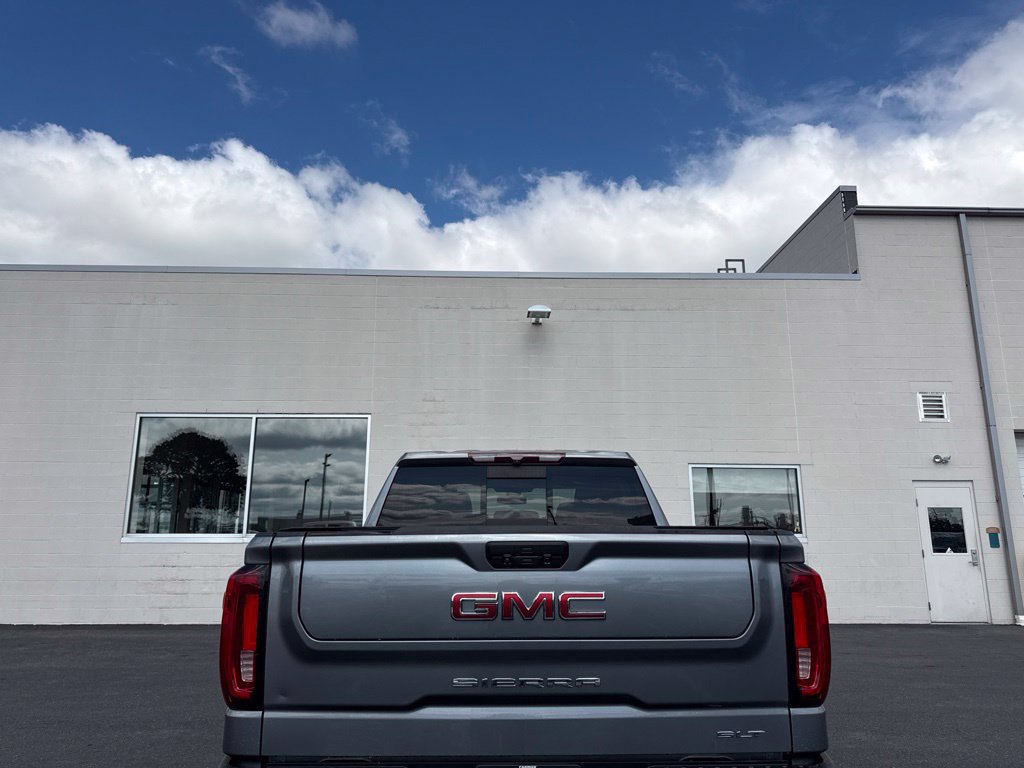 Used 2020 GMC Sierra 1500 SLT w/ SLT Premium Plus Package AWD/4WD image 3