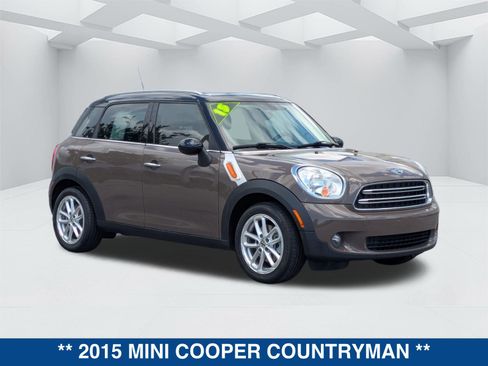 Used 2015 MINI Cooper Countryman FWD image 3