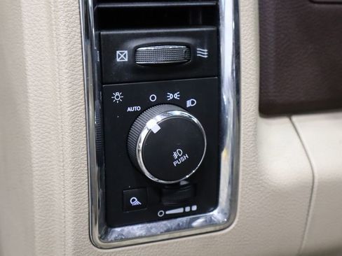 Used 2015 RAM 2500 Laramie AWD/4WD image 20