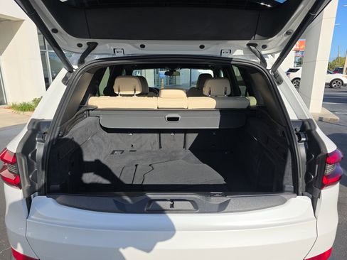 Used 2022 BMW X5 sDrive40i w/ Premium Package image 8