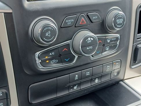 Used 2017 RAM 1500 Big Horn AWD/4WD image 18