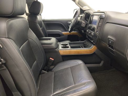 Used 2018 Chevrolet Silverado 1500 LTZ w/ Texas Edition image 21