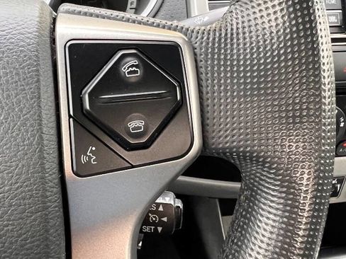 Used 2015 Toyota Tacoma PreRunner w/ Limited Package image 22