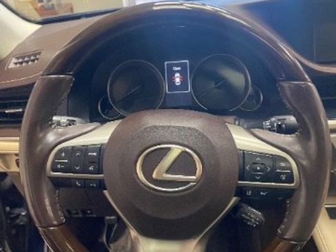 Used 2018 Lexus ES 350 w/ Premier Package image 24