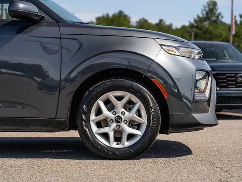 Used 2021 Kia Soul S FWD image 9