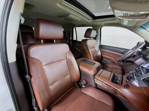 Used 2017 Chevrolet Tahoe Premier AWD/4WD image 28