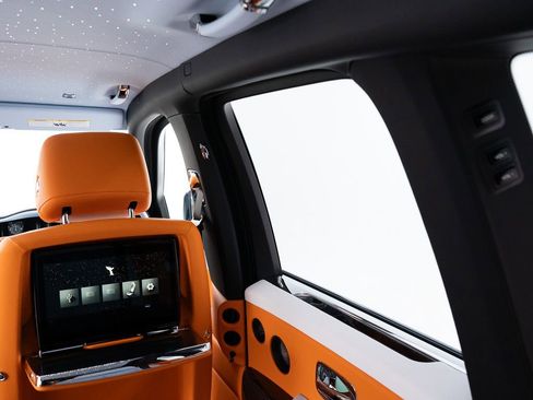New 2026 Rolls-Royce Cullinan Black Badge image 34
