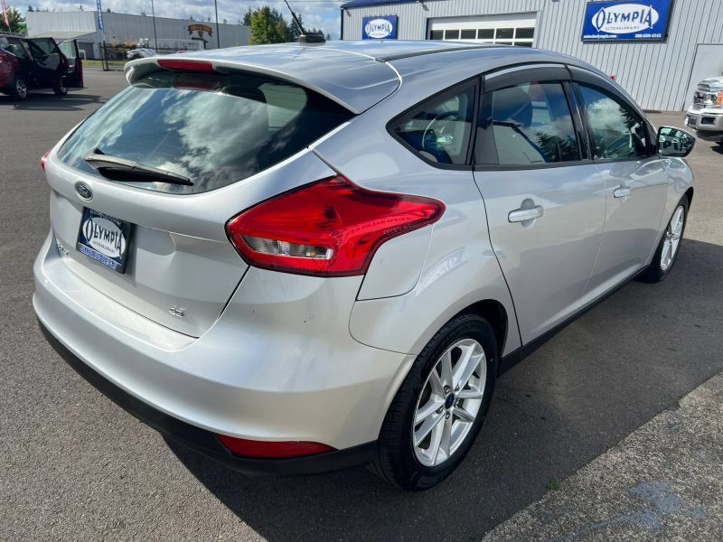 Used 2016 Ford Focus SE FWD image 13