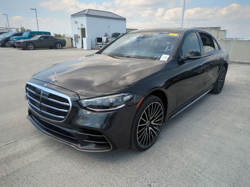 Used 2023 Mercedes-Benz S 580 4MATIC Sedan image 9