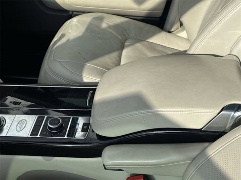 Used 2022 Land Rover Range Rover Westminster Edition image 24