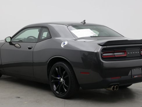 Used 2018 Dodge Challenger SXT w/ Blacktop Package RWD image 6