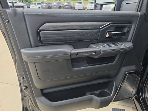 New 2026 RAM 3500 Limited AWD/4WD image 11