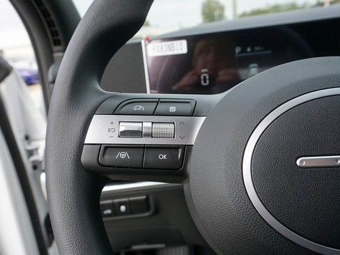 New 2026 Hyundai Santa Cruz SEL FWD image 17