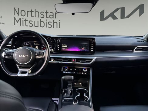 Used 2023 Kia K5 GT-Line w/ GT-Line Premium Package FWD image 9