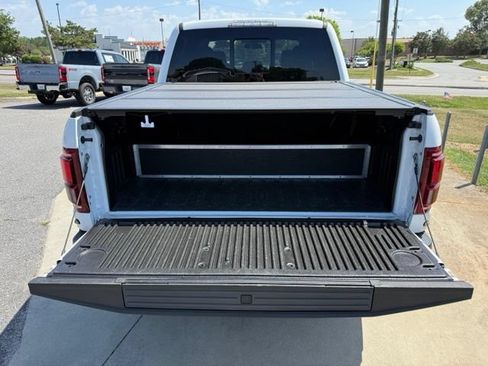 Used 2018 Ford F150 Raptor w/ Equipment Group 802A Luxury AWD/4WD image 10