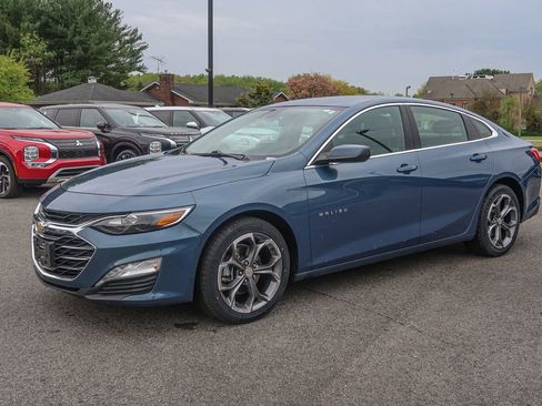 Used 2024 Chevrolet Malibu LT FWD image 1