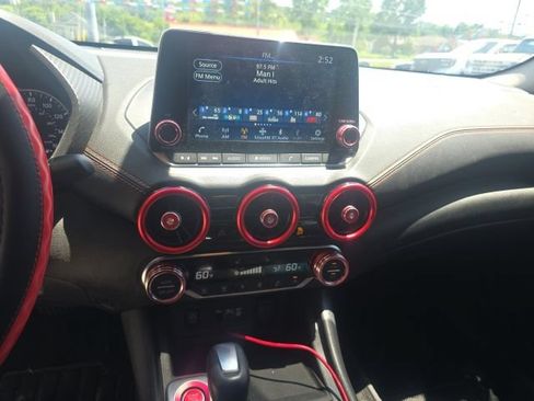 Used 2025 Nissan Sentra SR FWD image 5