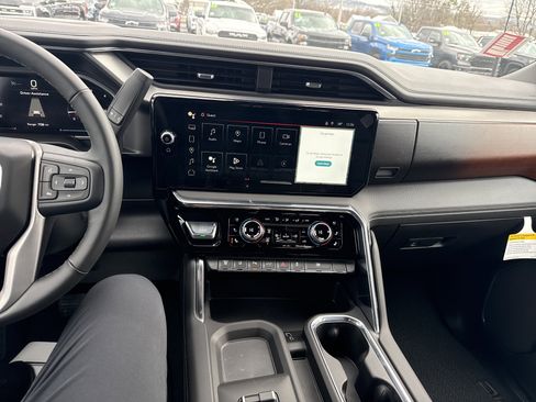 New 2026 GMC Sierra 3500 Denali w/ Technology Package image 24