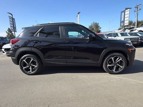 Used 2023 Chevrolet TrailBlazer RS FWD image 14