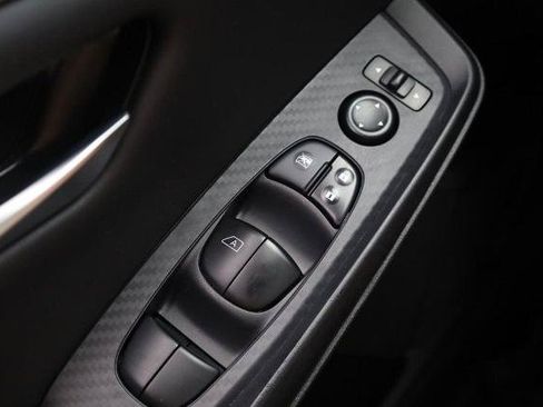 Certified 2023 Nissan Sentra S FWD image 18